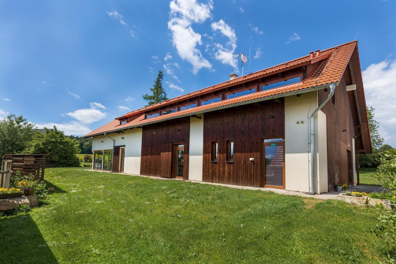 Hostinec u Zámečku Klokočov Esterno foto