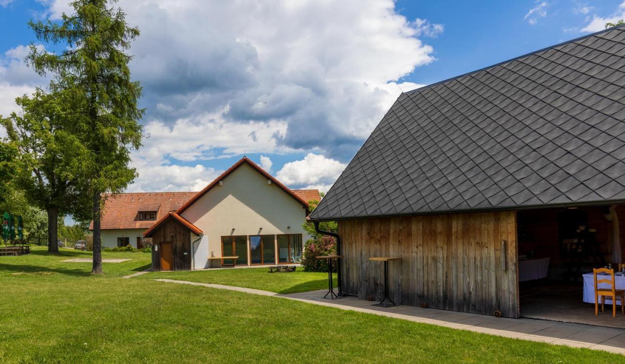 Hostinec u Zámečku Klokočov Esterno foto