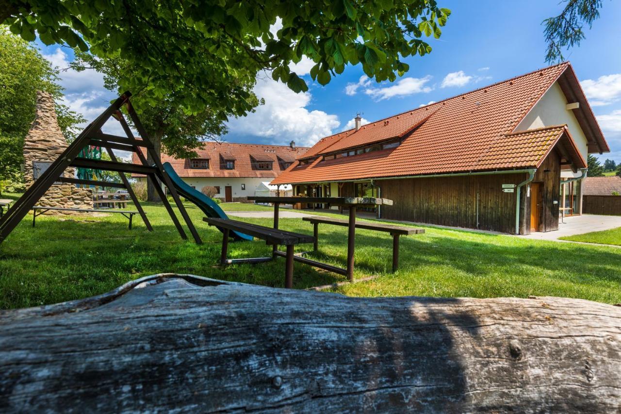 Hostinec u Zámečku Klokočov Esterno foto